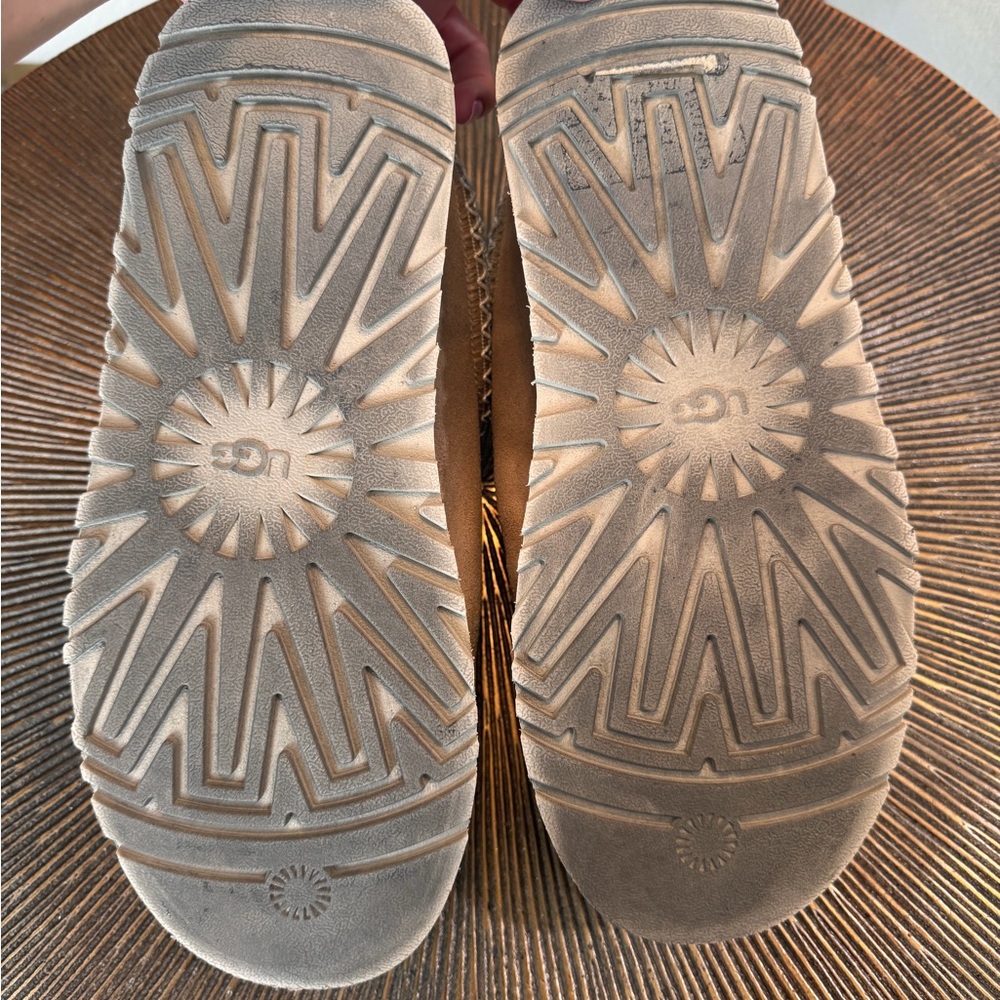 UGG Tazz II in Sand - Picture 4 of 4